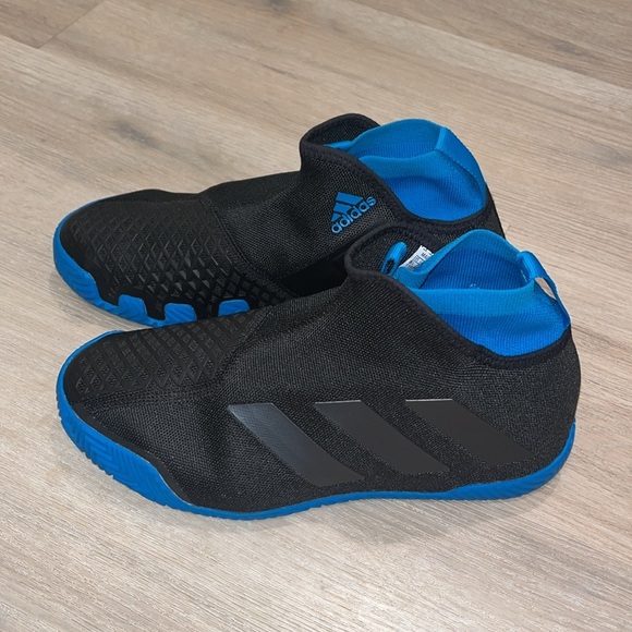 Adidas Stycon Black and Blue Women's ALL COURT TENNIS Shoes Size 8.5 - Picture 7 of 12